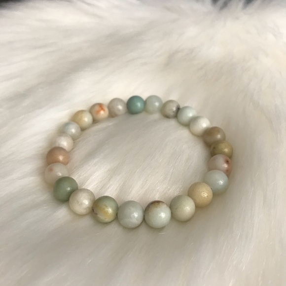 Amazonite Stretch Bracelet - Picture 3 of 4